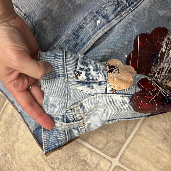 Levi’s Vintage 501 Button Fly Hand Painted Floral Jeans Straight Leg Art Small - Picture 9 of 11